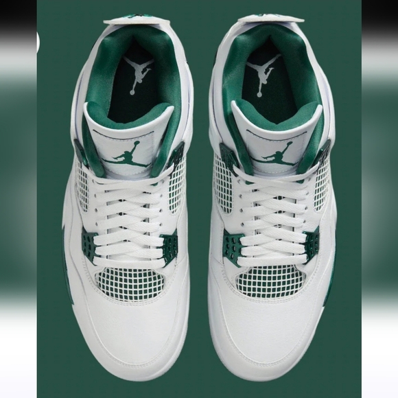 Air Jordan 4  Size 3.5 - Picture 2 of 8